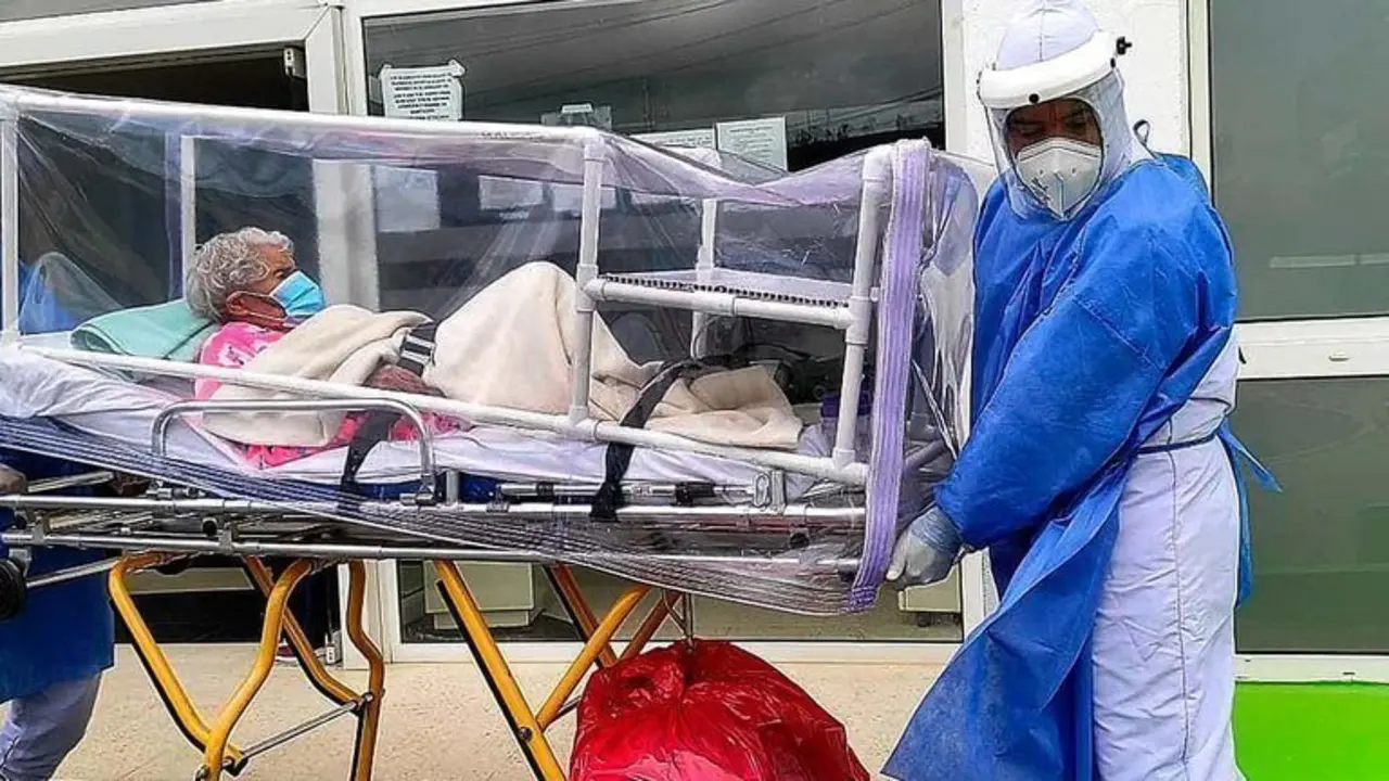  Abuela de 104 a&ntilde;os se recuper&oacute; de un c&aacute;ncer y de tener covid dos veces, foto cortes&iacute;a Cl&iacute;nica Mar&iacute;a Josefa Canelones de Tunja, v&iacute;a infobae 