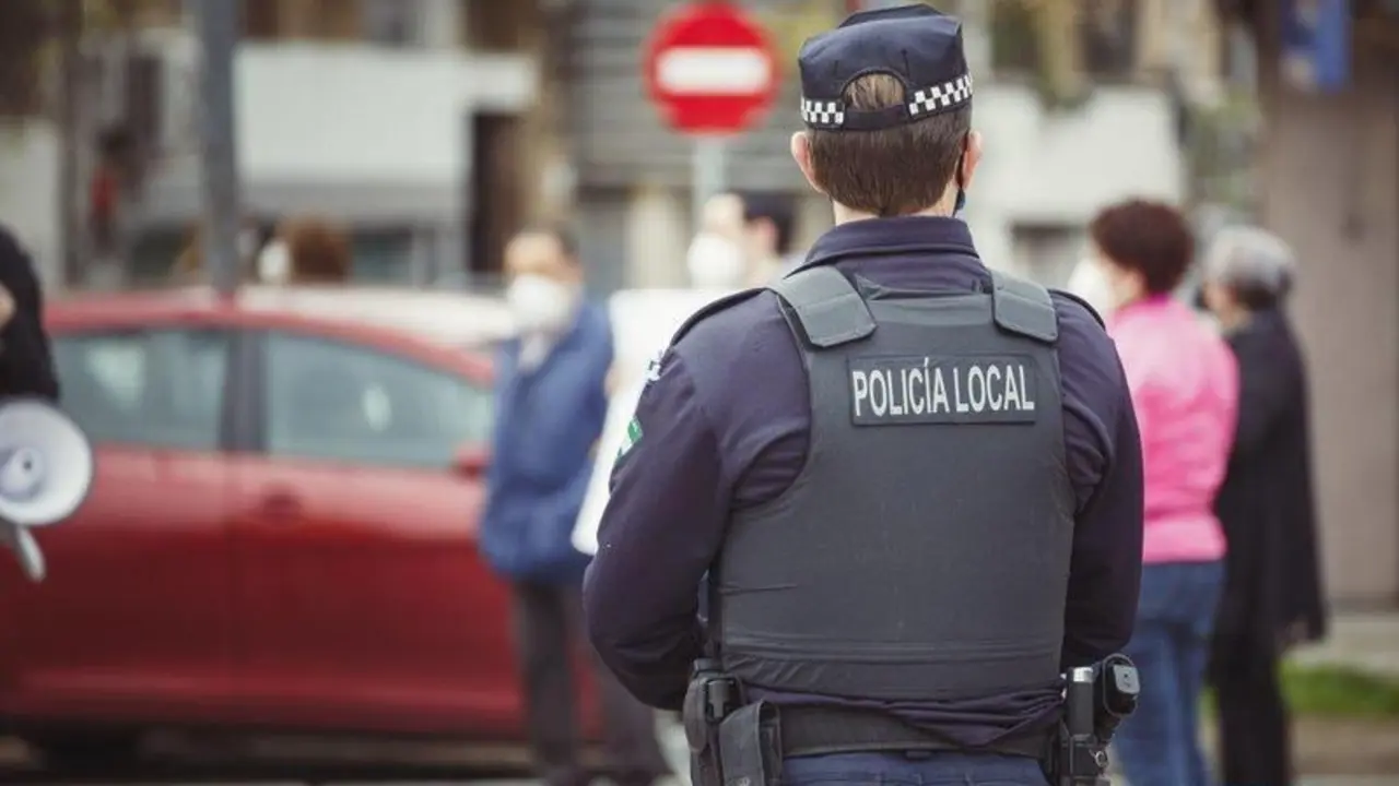  Policia Local de C&oacute;rdoba. - Jos&eacute; Le&oacute;n 