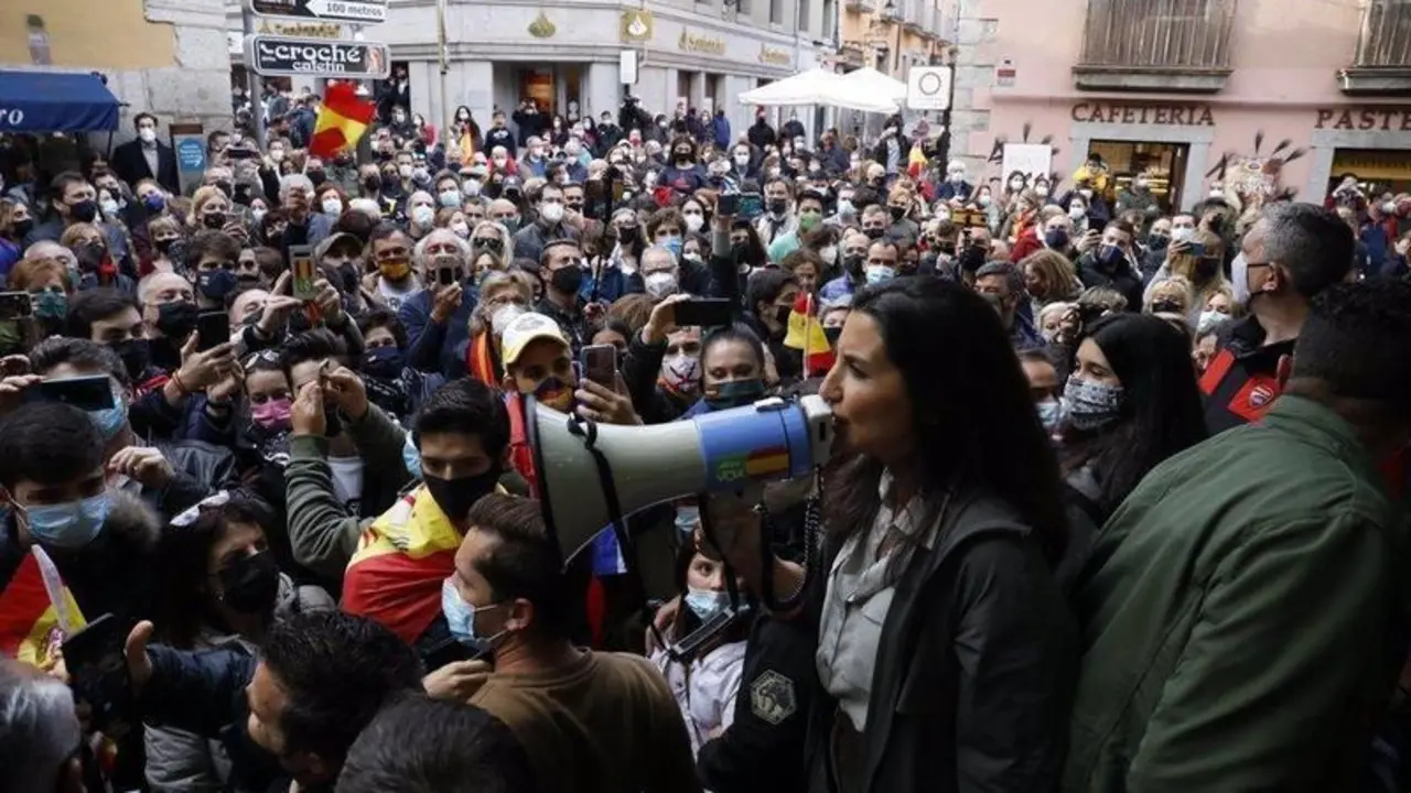  Roc&iacute;o Monasterio en un m&iacute;tin | EP 