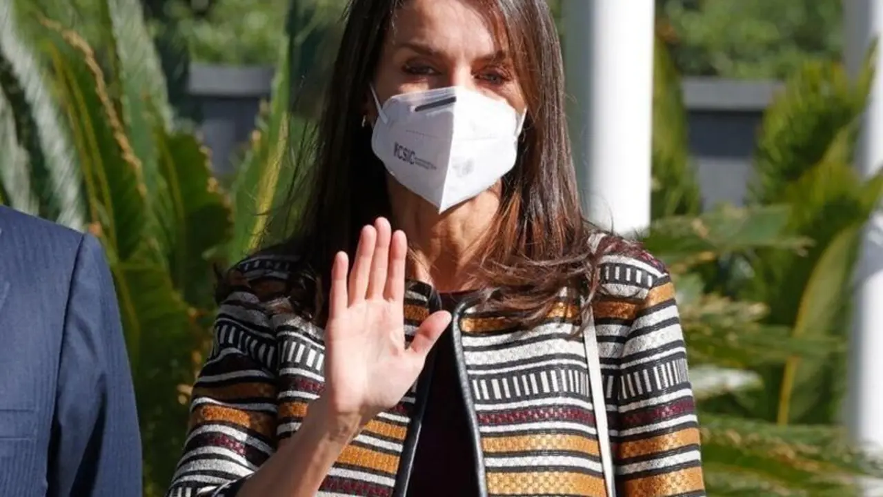  Do&ntilde;a Letizia en Twitter: @trendencias 