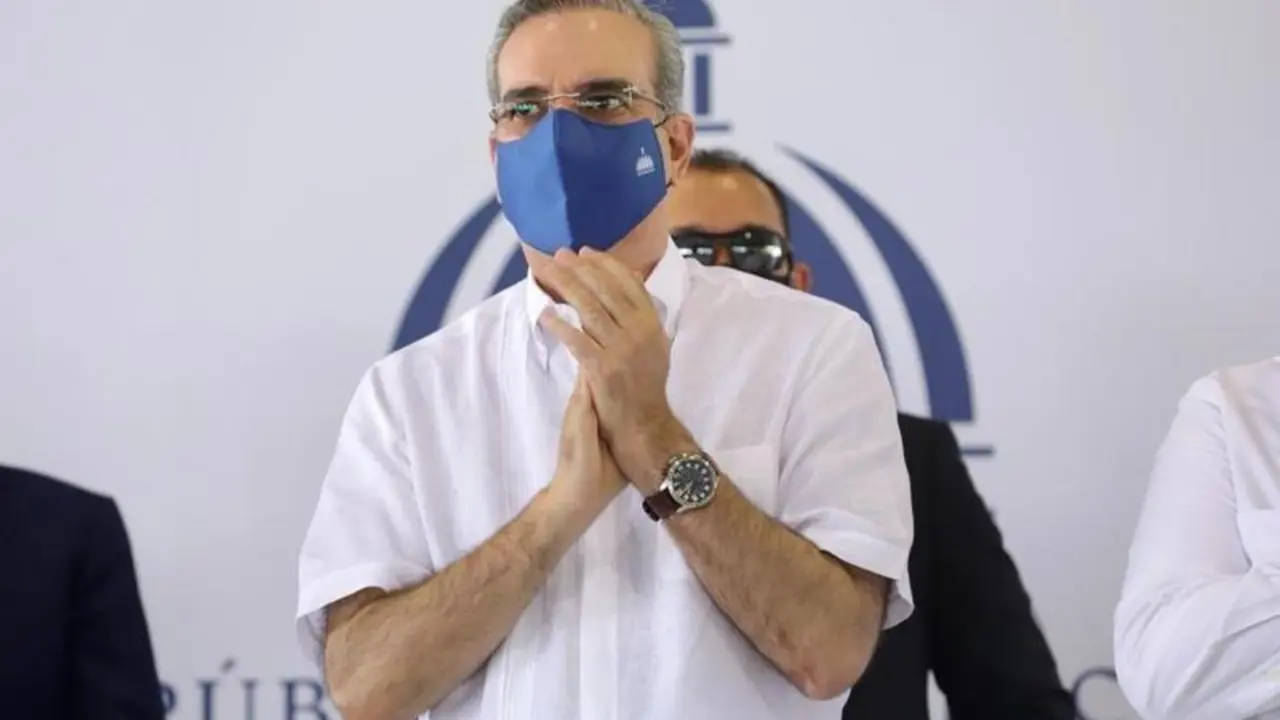  Luis Abinader, en Twitter: @luisabinader 