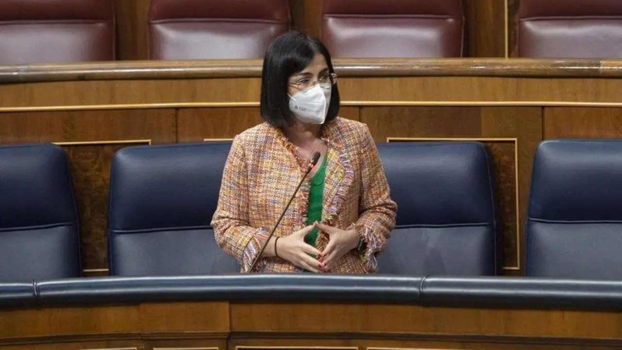  La ministra de Sanidad, Carolina Darias, interviene durante una sesi&oacute;n plenaria en el Congreso de los Diputados - EUROPA PRESS/A.Ortega.POOL - Europa Press 