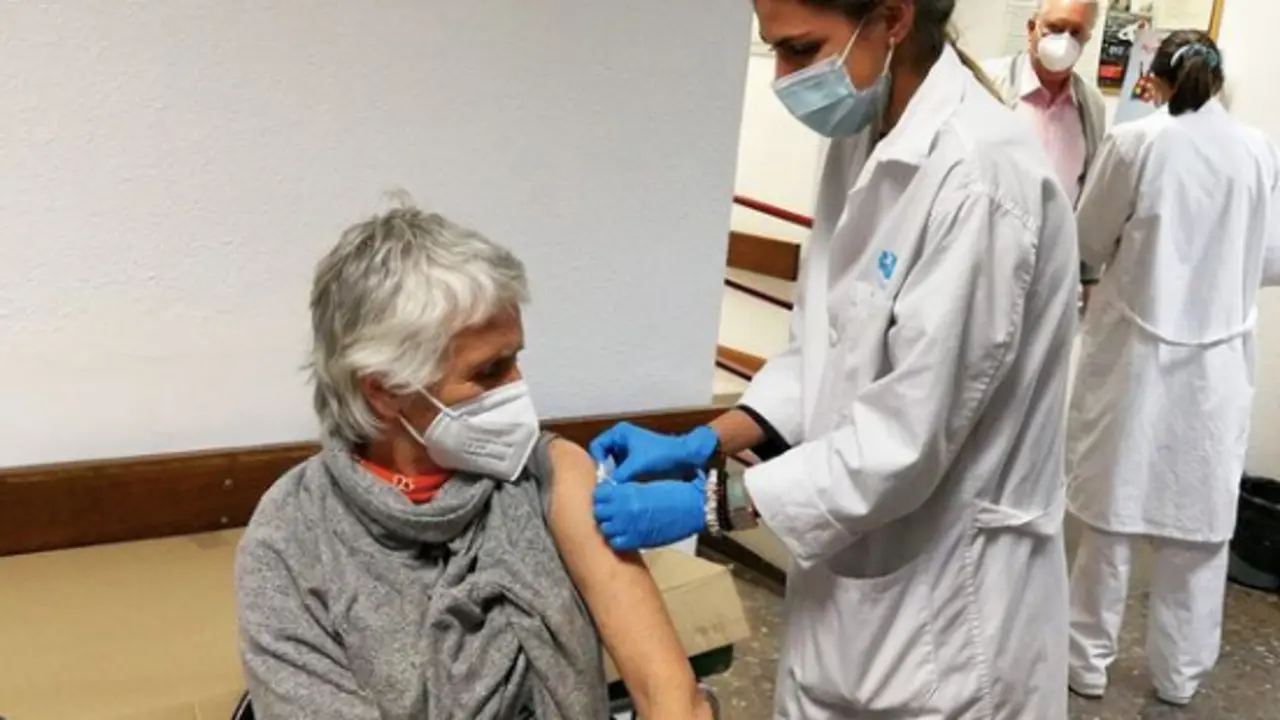  Mercedes Mil&aacute;, v&iacute;a Instagram: @lametazo 