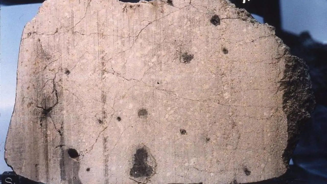  El meteorito de origen marciano EETA 79001 - NASA 