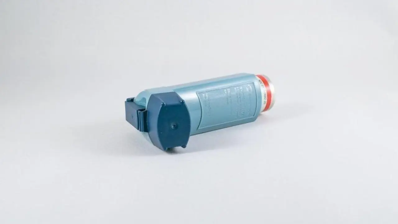  inhaler-2520472_1920 