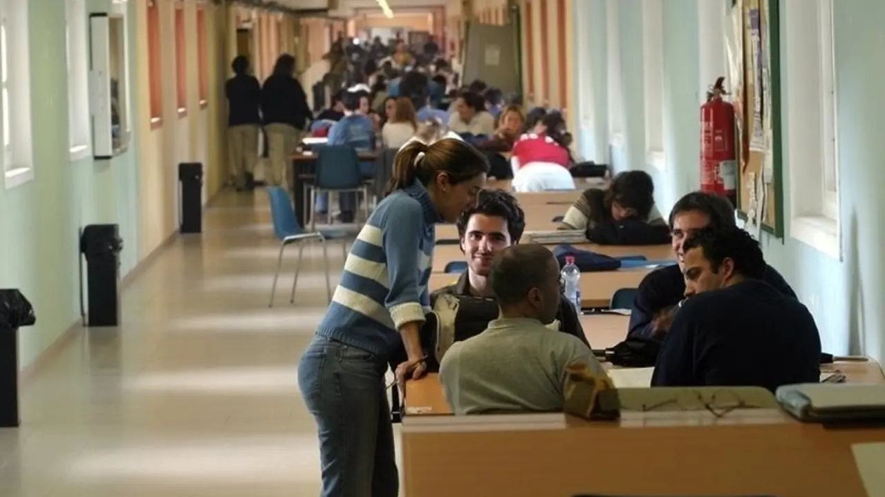  1521123431177UniversitariosEstandar 