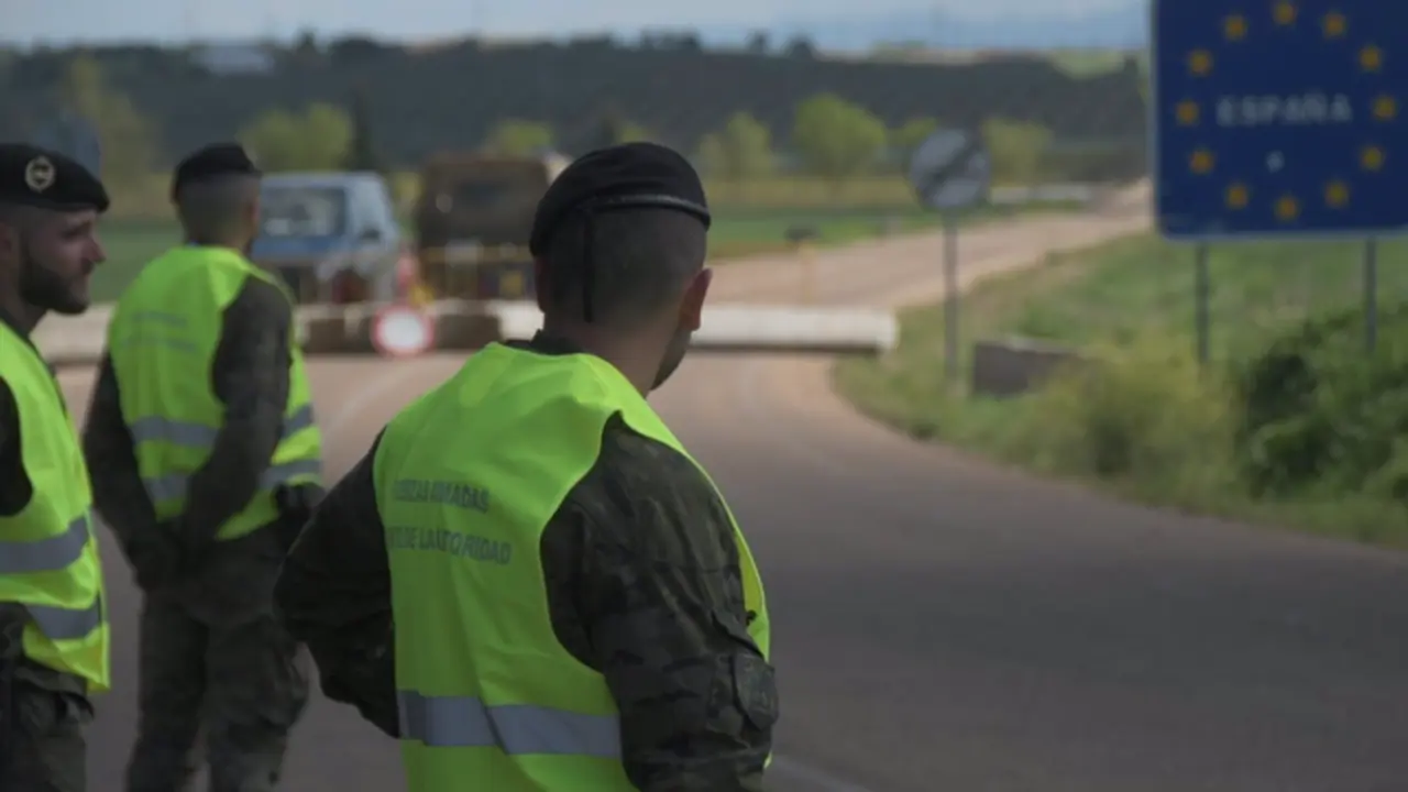  Militares de la Brigada Extremadura XI en la frontera con Portugal - MINISTERIO DE DEFENSA - Archivo 