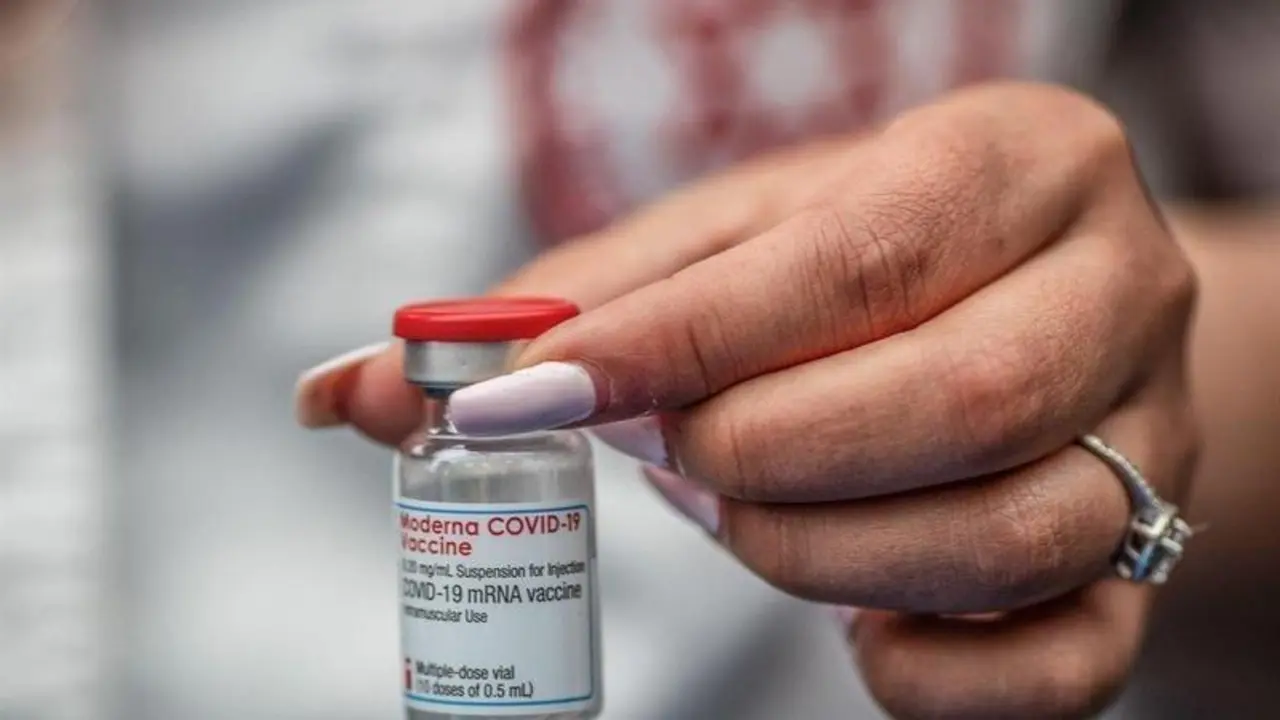  Dosis de la vacuna Moderna. // EP 