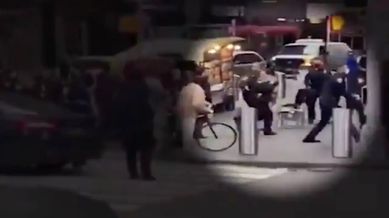  Imagen del tiroteo, sacada de Twitter: @NYPDDCPI 