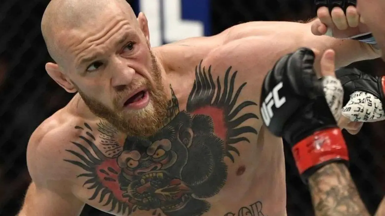  Conor McGregor en un combate 