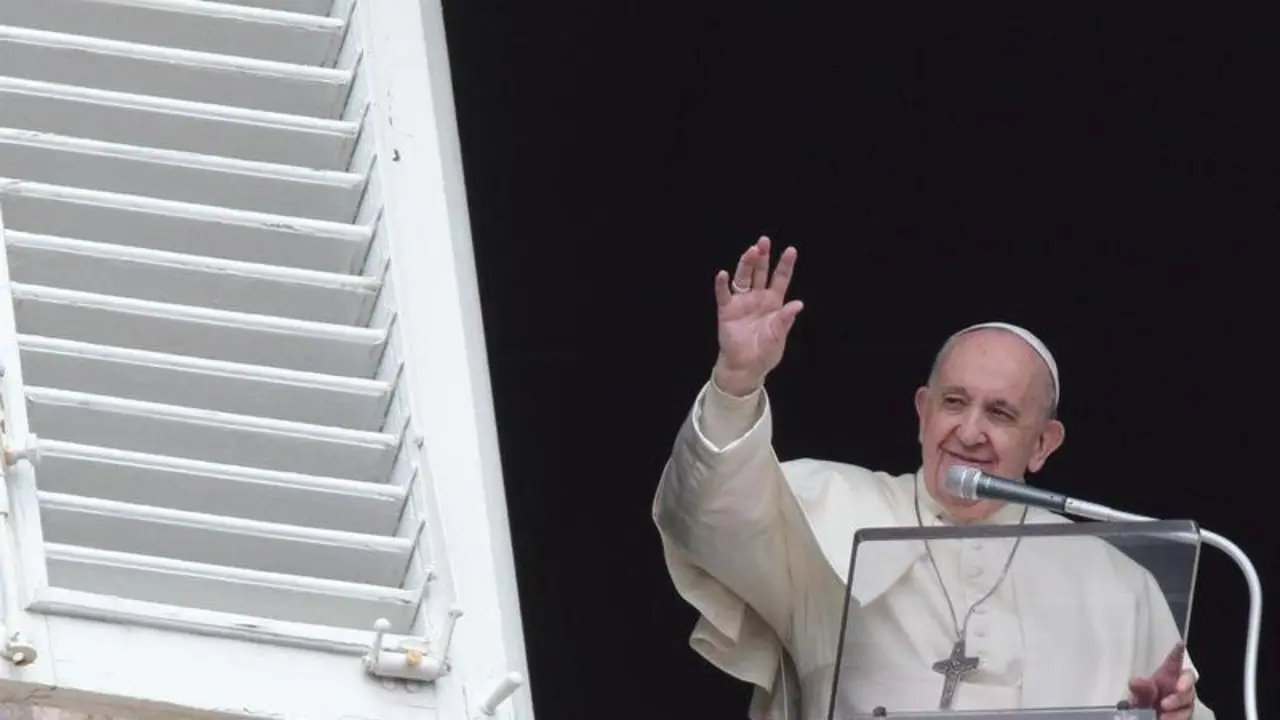  El Papa en el rezo del &Aacute;ngelus del pasado 18 de abril - Evandro Inetti/ZUMA Wire/dpa 