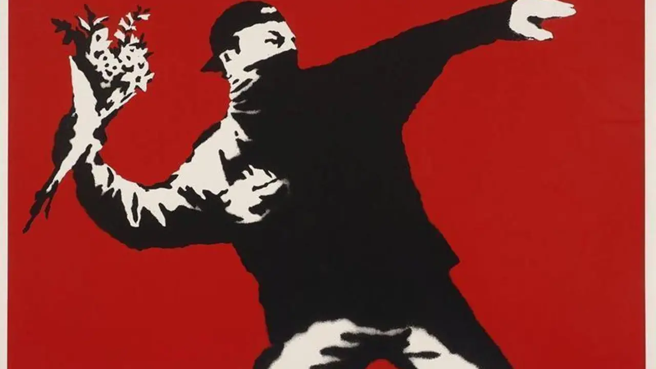  'Love is in the air', de Bansky. Visto en Twitter: @fraveris 