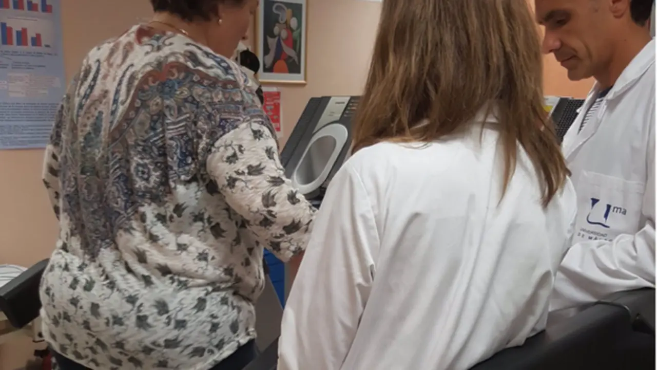  El profesor de Fisioterapia Antonio Cuesta, investigador principal de este estudio que ha descubierto un nuevo biomarcador que permite el contorl y seguimiento de pacientes con c&aacute;ncer metast&aacute;sico - UMA 