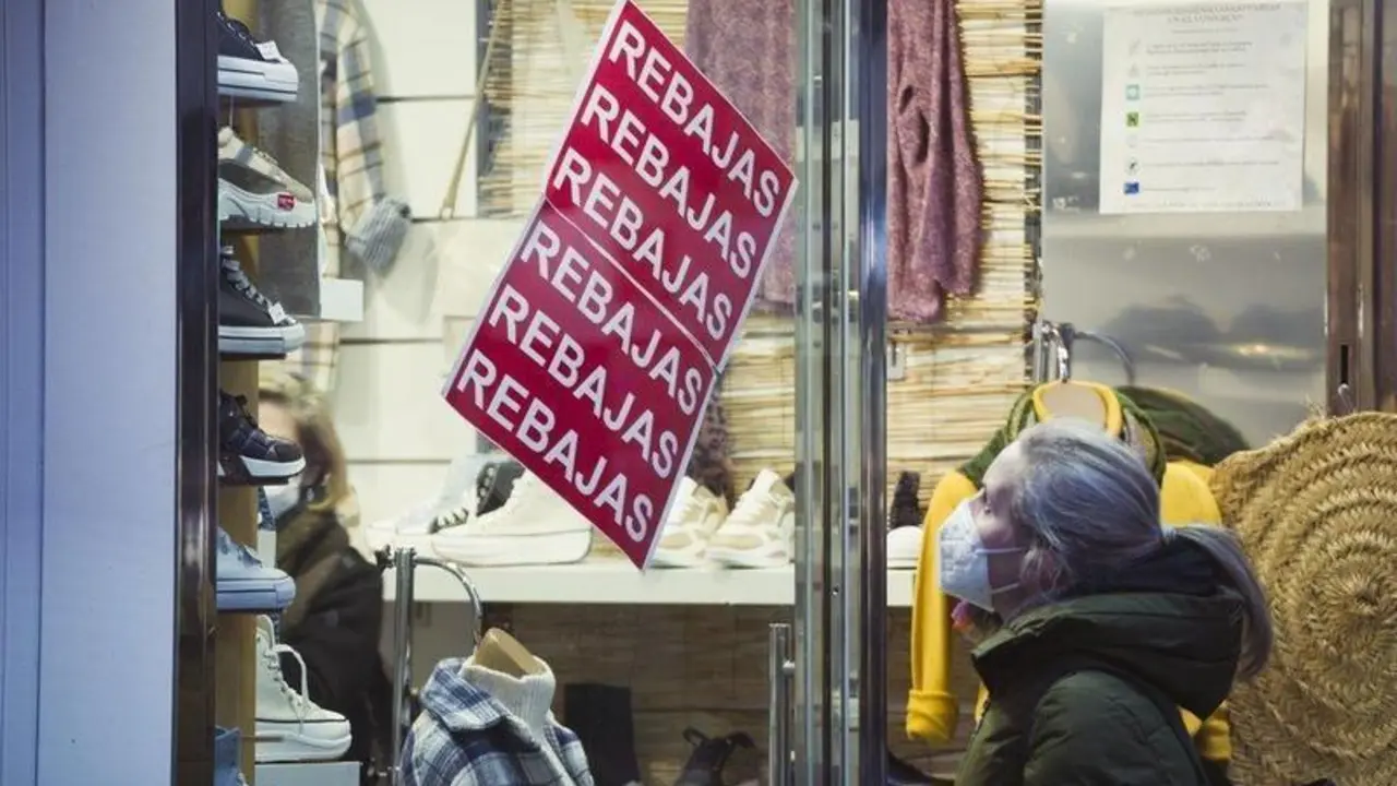  Rebajas de enero en Córdoba. - José León. 
