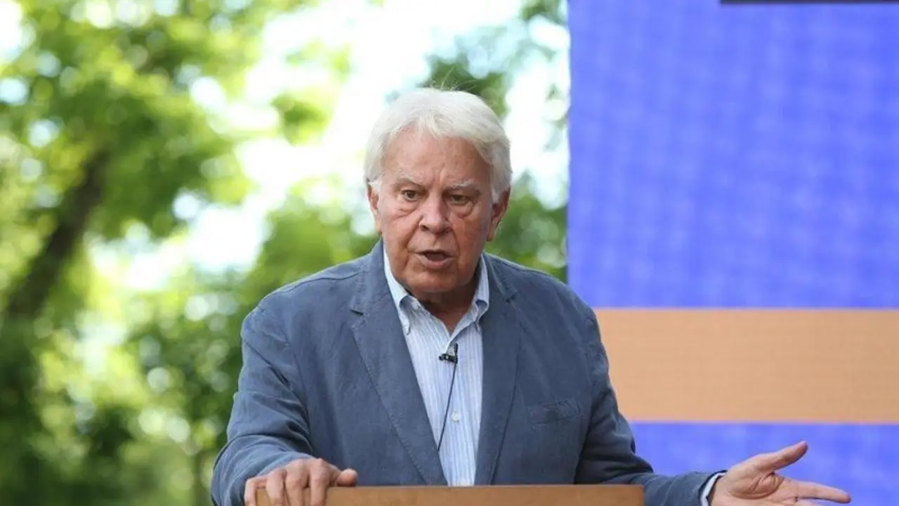  El expresidente del Gobierno, Felipe Gonz&aacute;lez, durante la entrega del I Premio Rojana 'Alfredo P&eacute;rez Rubalcaba&rsquo;, a 21 de junio de 2021, en la Fundaci&oacute;n Felipe Gonz&aacute;lez, Madrid, (Espa&ntilde;a) - C&eacute;zaro De Luca - Europa Press 