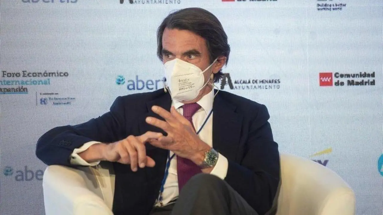  El expresidente del Gobierno de Espa&ntilde;a, Jos&eacute; Mar&iacute;a Aznar, participa en la sesi&oacute;n 'Globalizaci&oacute;n en un orden internacional en constante cambio' del II Foro Econ&oacute;mico Internacional. EUROPA PRESS 