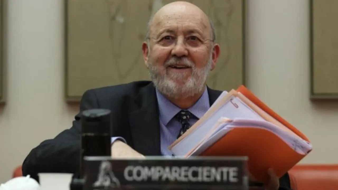  Jos&eacute; F&eacute;liz Tezanos, presidente del CIS 