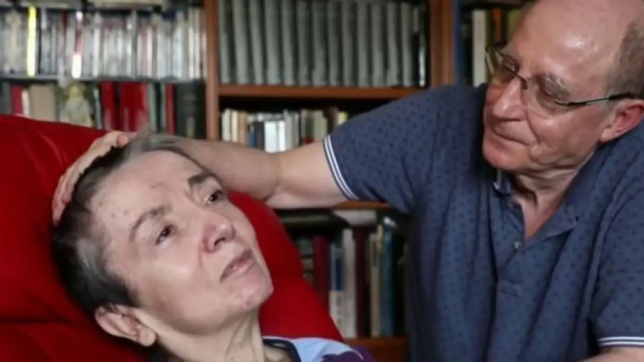  Mar&iacute;a Jos&eacute; y &Aacute;ngel. Twitter. 