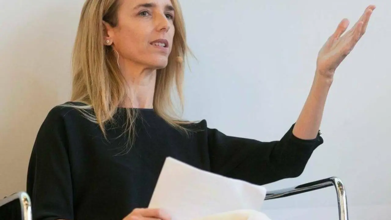  cayetana-se-autoinvita-al-pleno-del-congreso-un-ano-despues 