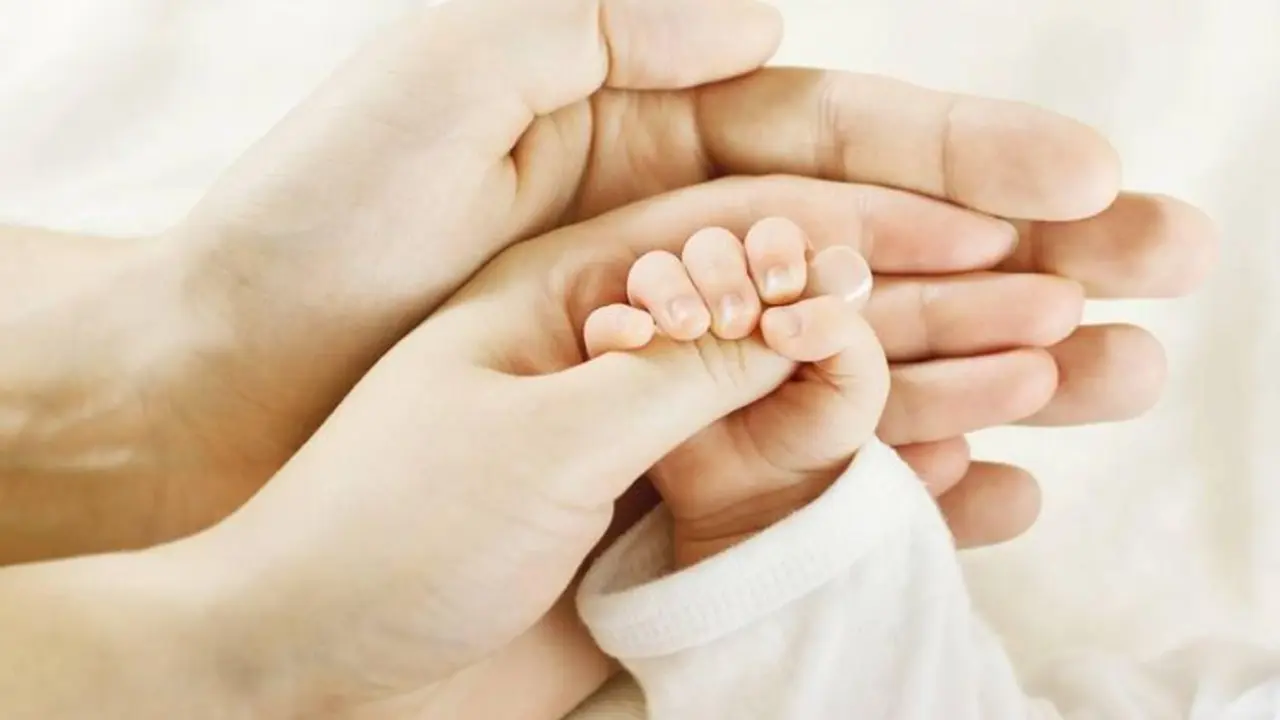  Beb&eacute; y madre. Pinterest. 