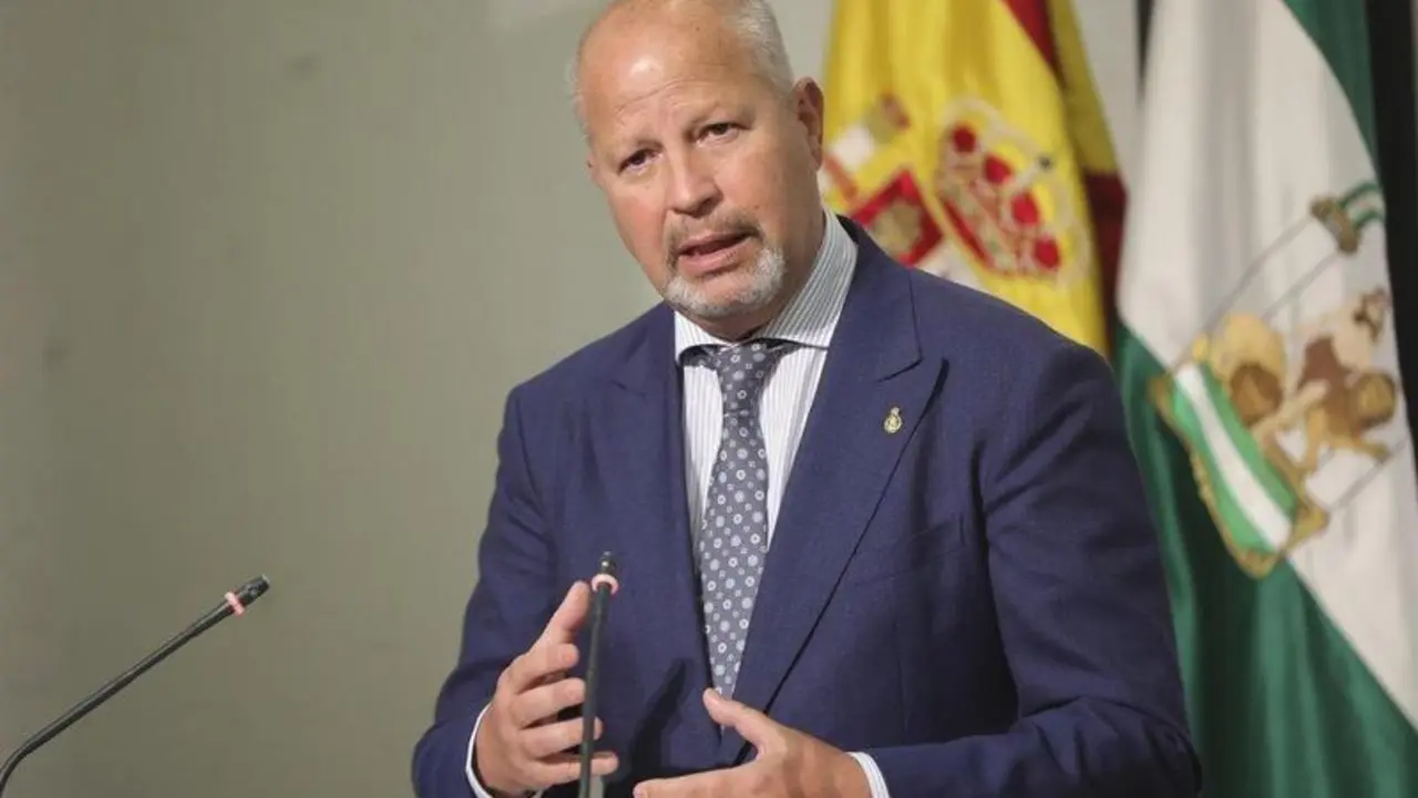  Archivo - El consejero de Educaci&oacute;n y Deporte, Javier Imbroda, en una imagen de 25 de mayo. - Mar&iacute;a Jos&eacute; L&oacute;pez - Europa Press - Archivo 