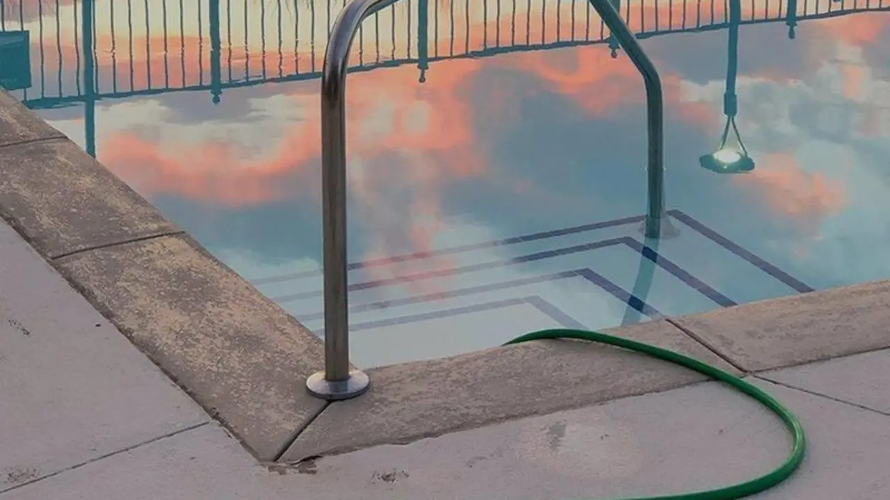 13-08-2021 Piscina en una vivienda.
SOCIEDAD ESPA&radic;&euml;A EUROPA EUROPA ANDALUC&radic;&ccedil;A ESPA&radic;&euml;A
112 ANDALUC&radic;&ccedil;A
