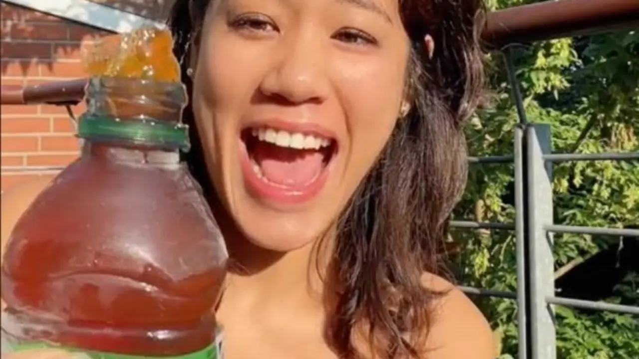  55DE6A9B-ED2F-4E04-817C-19459EE3FB8D 