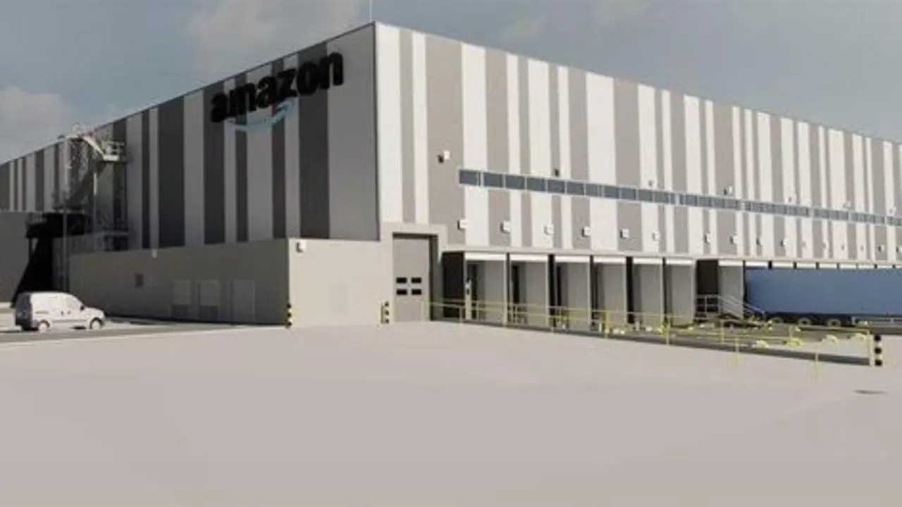 Archivo - Centro de distribuci&oacute;n de Amazon en Barcelona - AMAZON - Archivo