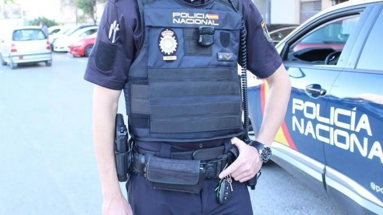  CD4F5433-776A-4A04-9B6B-5DFA3D7495CE 