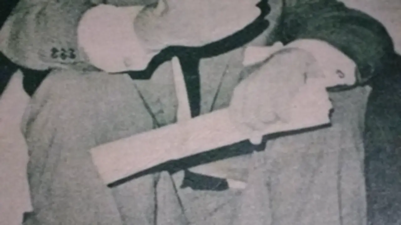  58073974-5516-4099-829C-007839E4B9EE 