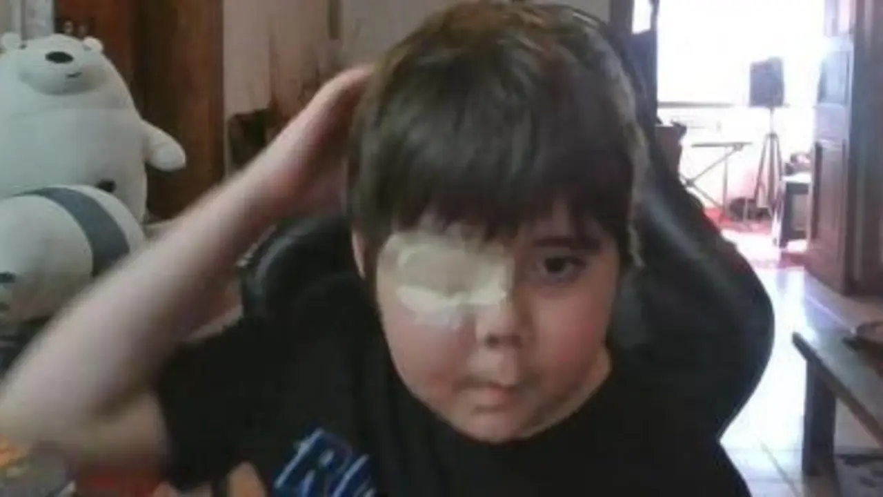  61F5C5E9-2F78-4E1A-AC4B-C0593EDF685F 