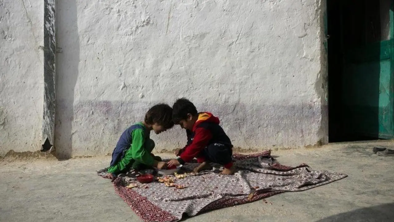  17FBDD2A-570E-434B-9C06-246BE6DA6528 