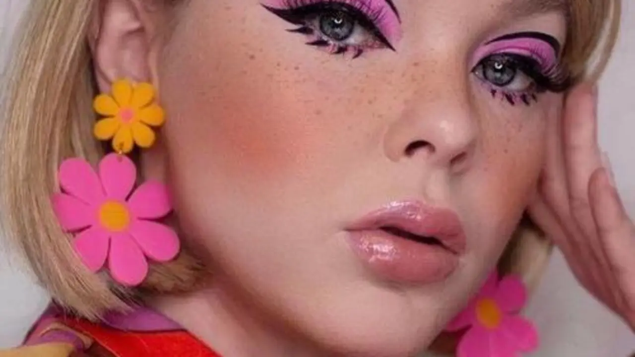  Maquillaje 70's. Pinterest. 