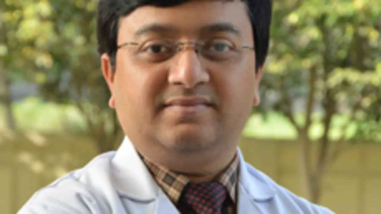  Dr. Sanjay Chanda 