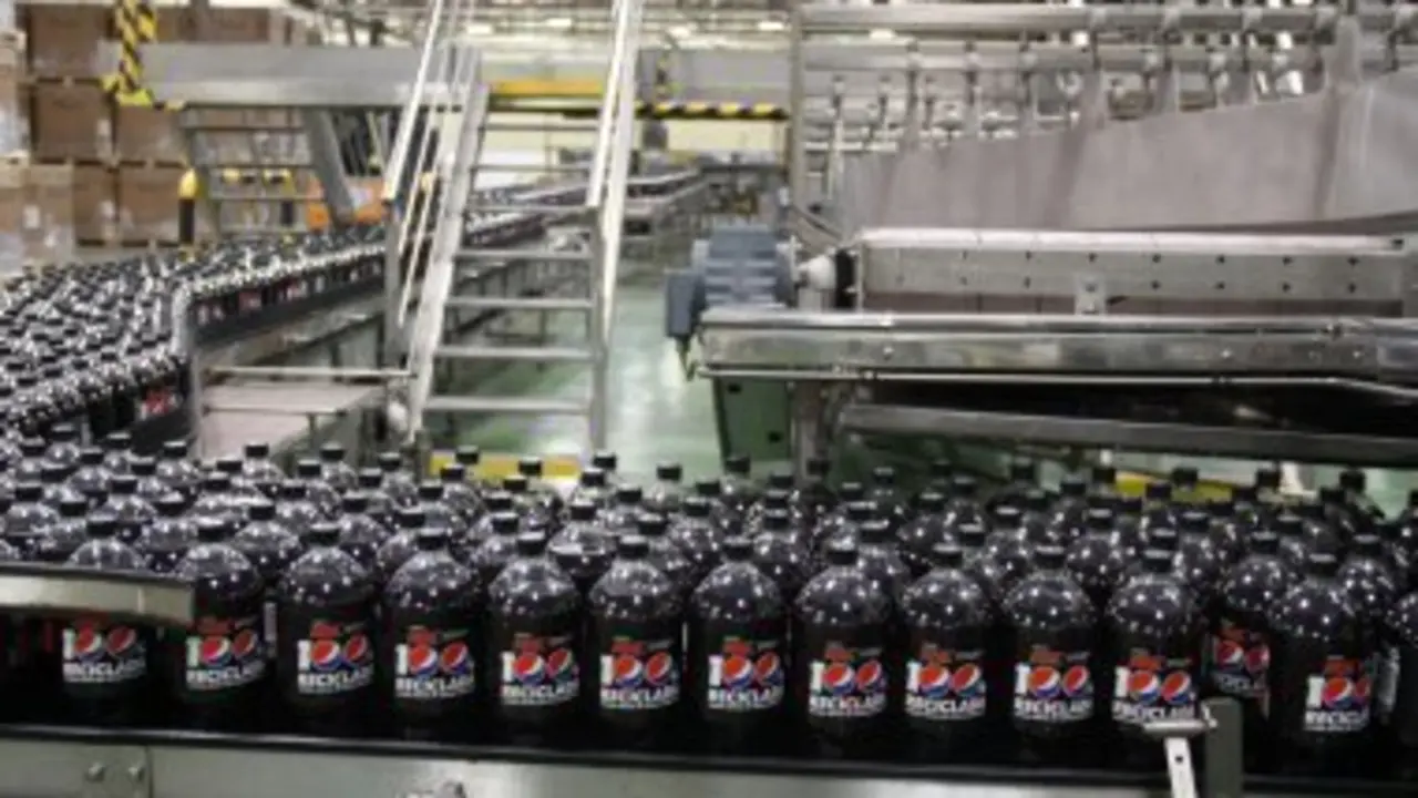  FE149DDB-7E9E-4198-BF04-7A41C94BE05A 