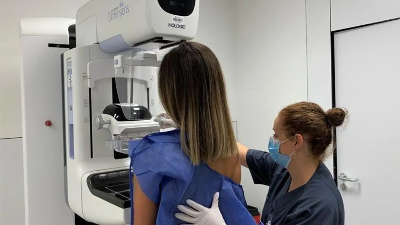  C&Aacute;NCER MAMA en el HQSC 