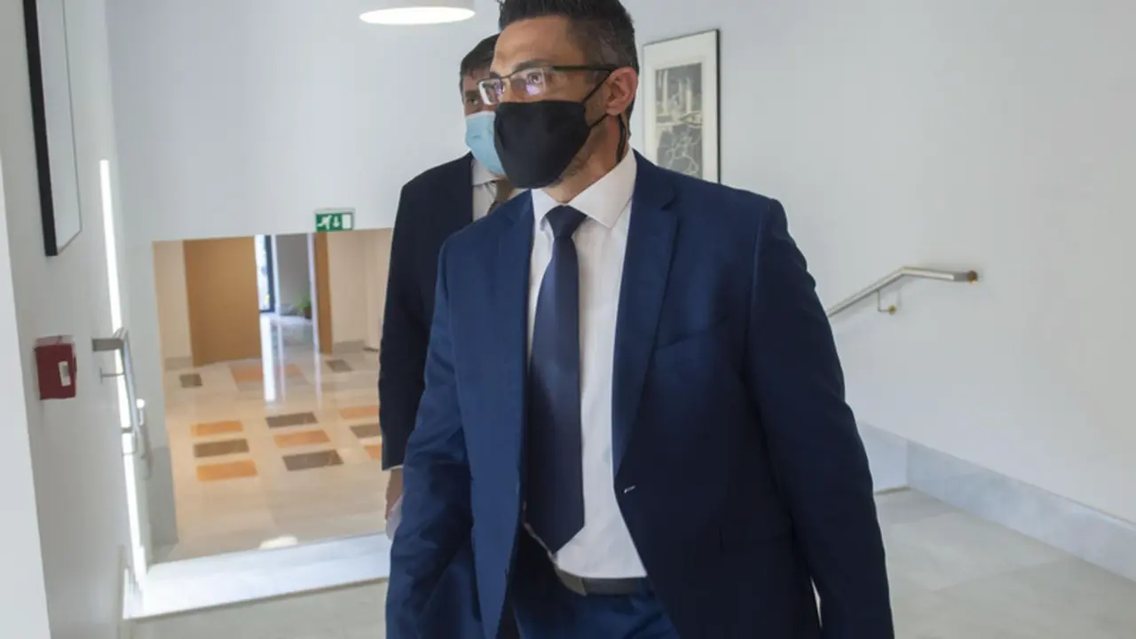  Archivo - El que fuera ch&oacute;fer del extesorero del PP Luis B&aacute;rcenas&rsquo;, Sergio R&iacute;os, se dirige a la Comisi&oacute;n de Investigaci&oacute;n en el Congreso el pasado mes de mayo - A. Ortega. Pool - Europa Press - Archivo 