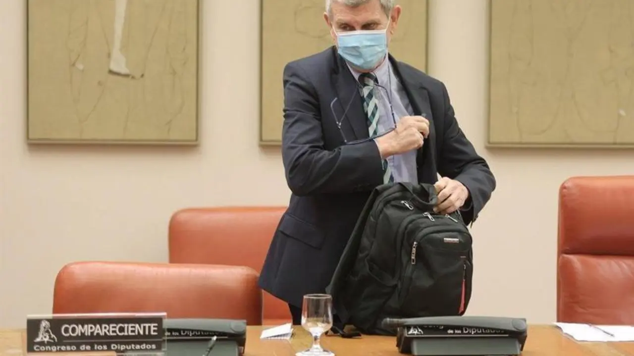  Archivo - El presidente de la Corporaci&oacute;n RTVE, Jos&eacute; Manuel P&eacute;rez Tornero, a su llegada a una Comisi&oacute;n Mixta de Control Parlamentario de la Corporaci&oacute;n RTVE y sus Sociedades, a 24 de junio de 2021, en Madrid, (Espa&ntilde;a). El presidente ha respondido, entre o - EUROPA PRESS/E. Parra. POOL - Europa Press 