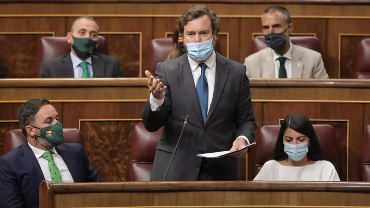  El portavoz de Vox Congreso de los Diputados, Iv&aacute;n Espinosa de los Monteros, interviene en una sesi&oacute;n de control al Gobierno - Eduardo Parra - Europa Press 
