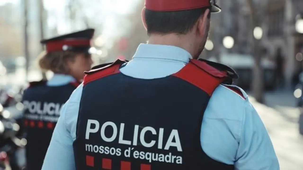 <p> mossos </p>