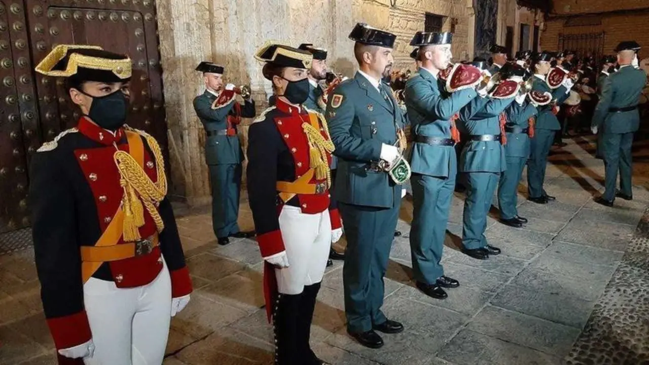 <p> PHOTO-2021-10-02-21-36-21 </p>