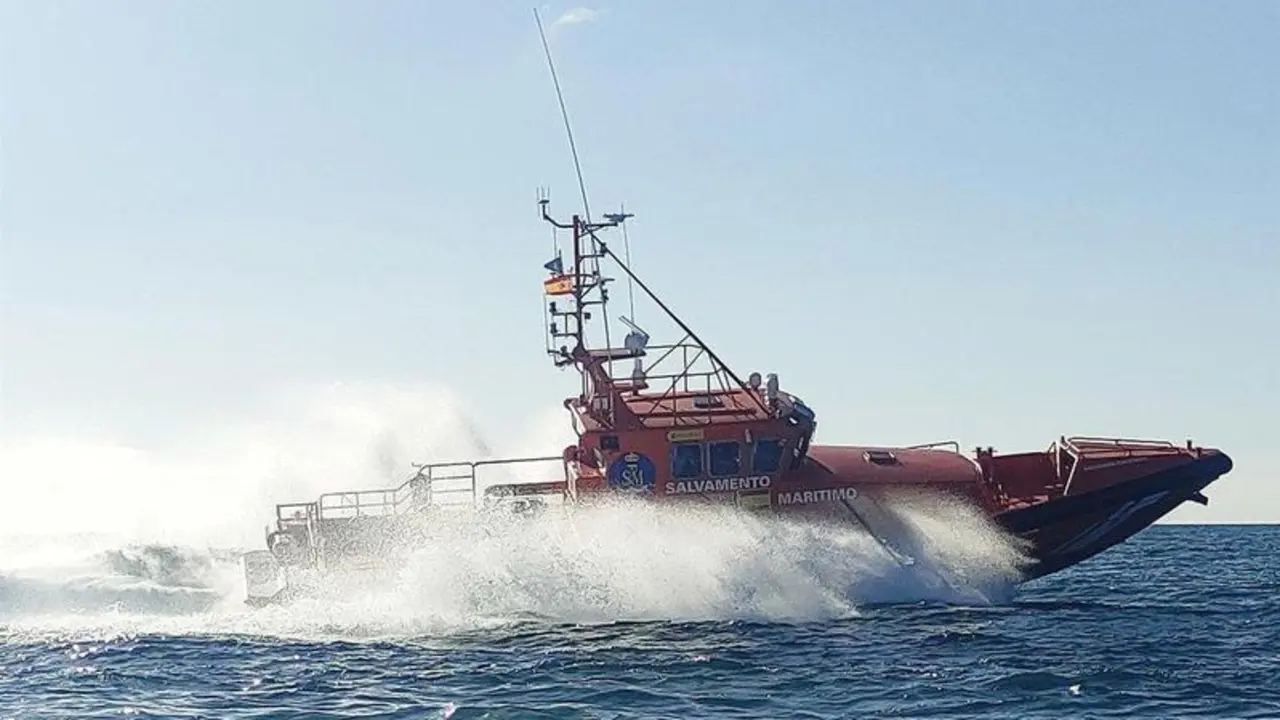 Barco de Salvamento Mar&iacute;timo