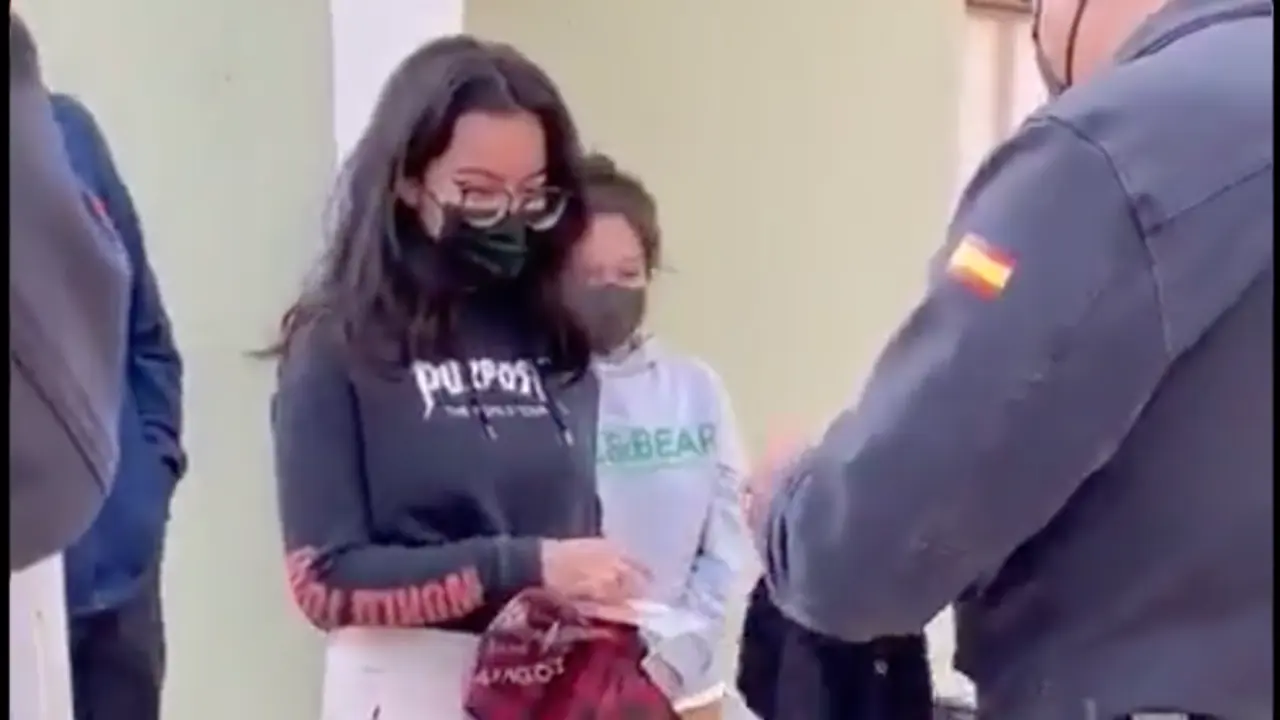 <p> Daniela. TWITTER </p>