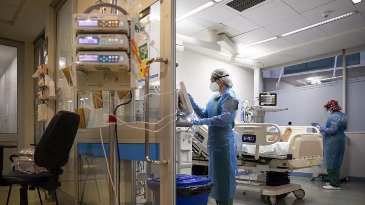 Reportaje  sobre"La primera l&iacute;nea" para la RU. 
