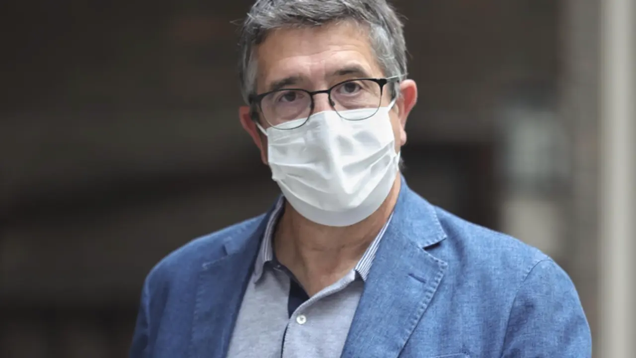 <p> Archivo - El secretario de &aacute;rea de Pol&iacute;tica Federal, Patxi L&oacute;pez, llega a la sede del PSOE para participar en una reuni&oacute;n plenaria de la Comisi&oacute;n Ejecutiva Federal (CEF), a 6 de septiembre de 2021, en Madrid (Espa&ntilde;a). El presidente del Gobierno da un paso - Eduardo Parra - Europa Press - Archivo </p>