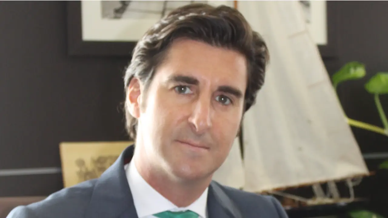 <p> Jos&eacute; Luis Almaz&aacute;n </p>