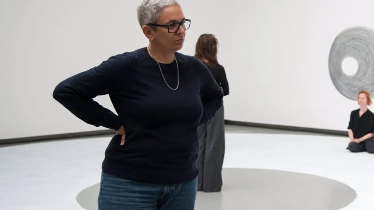 <p> La artista galardonada con el Premio Nacional de Artes Pl&aacute;sticas 2021, Dora Garc&iacute;a, muesta su gratitud por ser elegida para este premio, al tiempo que ha defendido que "el arte tiene que ser accesible para todos". - ISABELLE ARTHUIS </p>