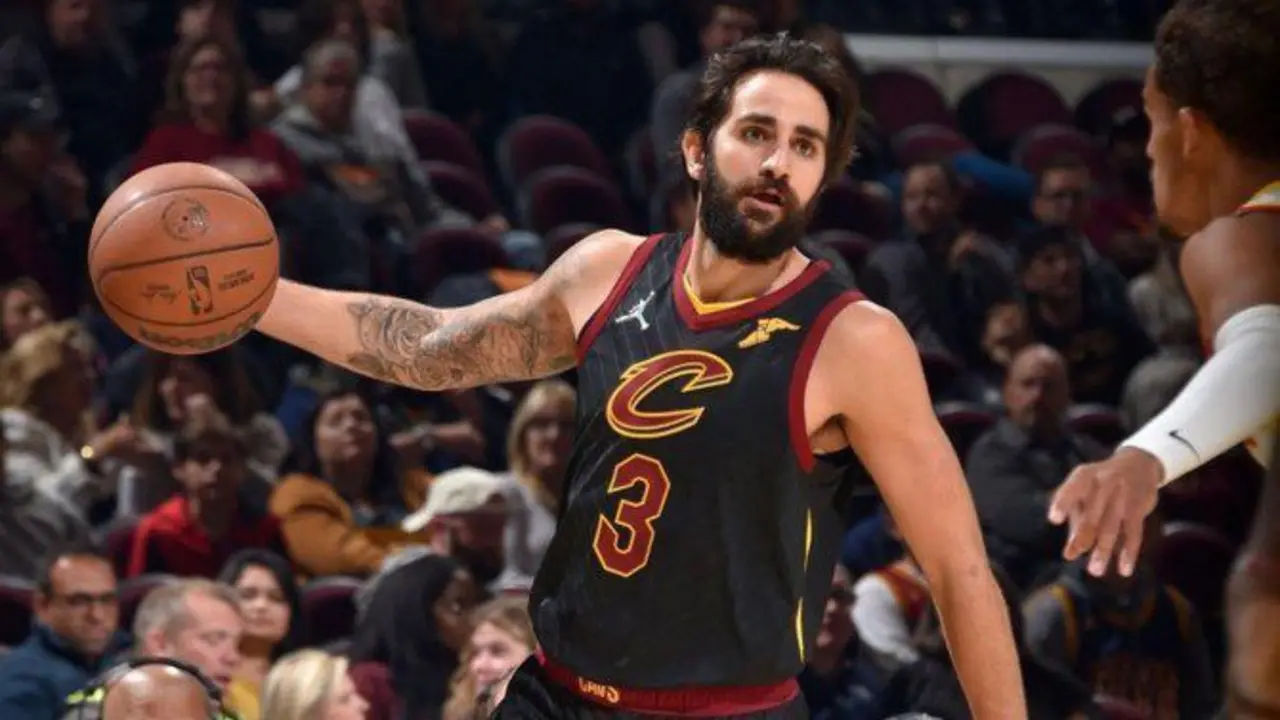 <p> Ricky Rubio ante los Atlanta Hawks </p>