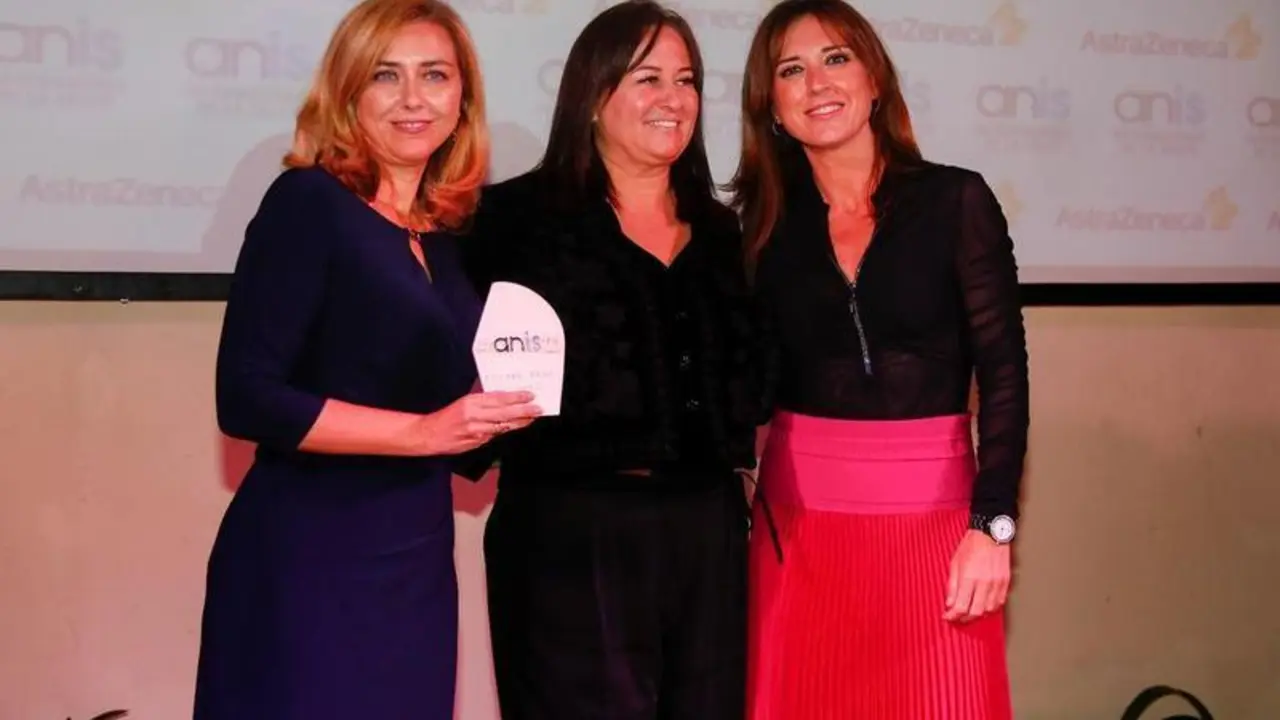 <p> Carmen Torres, Natalia D&iacute;az y Desir&eacute;e Garc&iacute;a-Escribano </p>