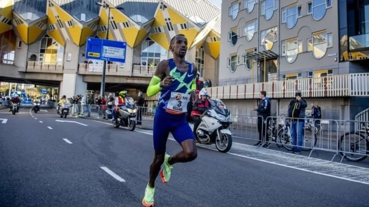 <p> Bashir Abdi culmina con esta victoria su mejor a&ntilde;o como profesional. </p>